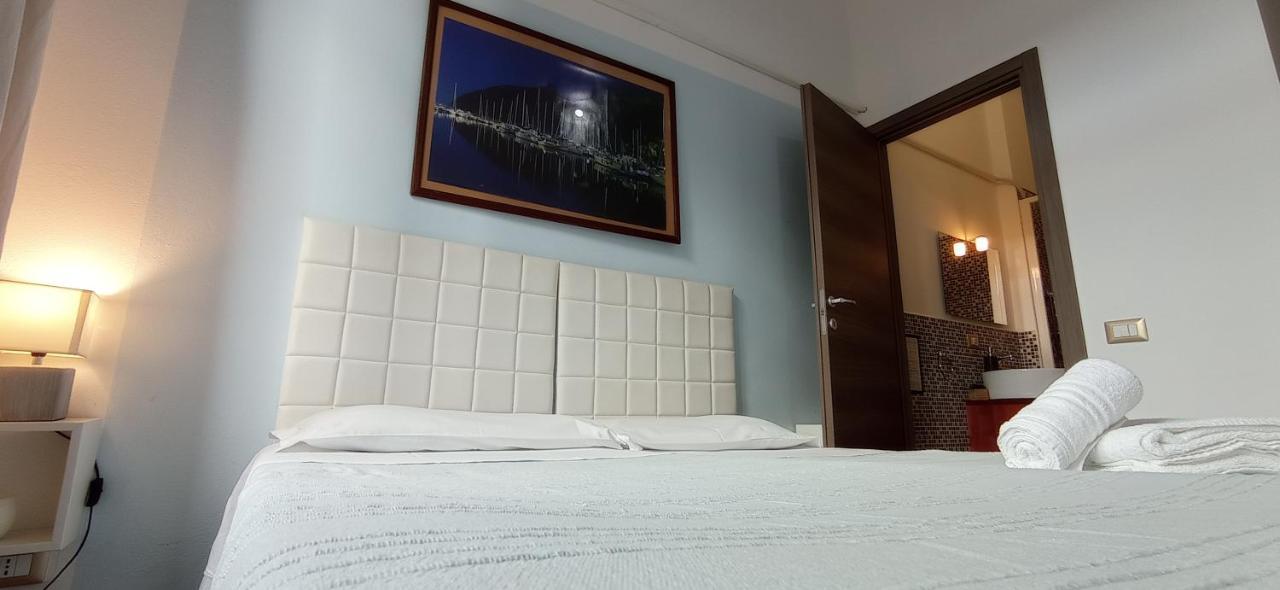 Onlyrooms Iii - Piazza Jenne * Cagliari