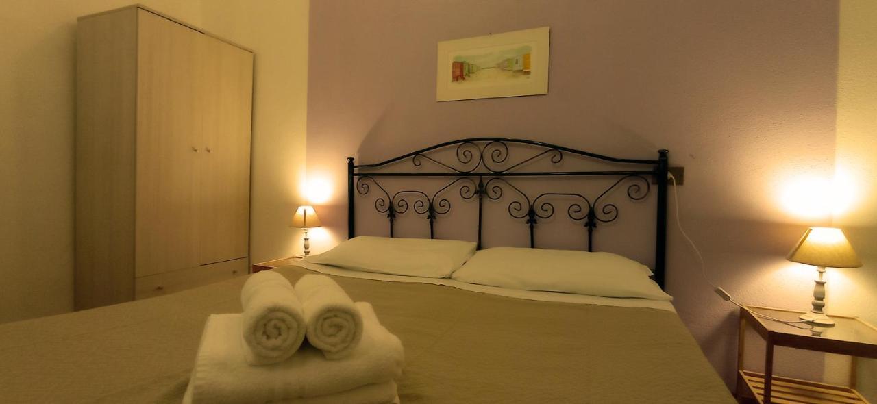Onlyrooms Iii - Piazza Jenne Guest house