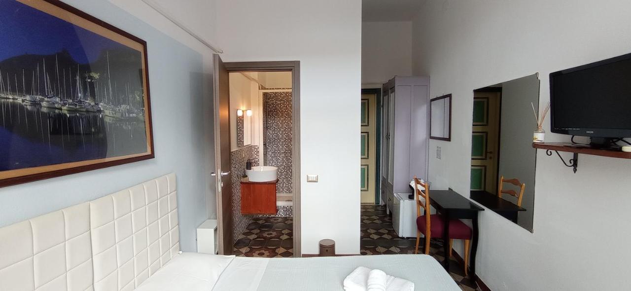 Onlyrooms Iii - Piazza Jenne * Cagliari